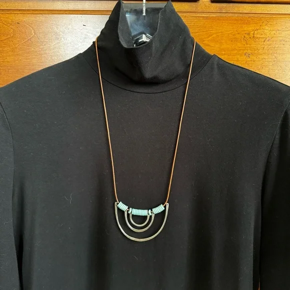 Artisan Made Leather Silver Stone Necklace - Picture 7 of 7